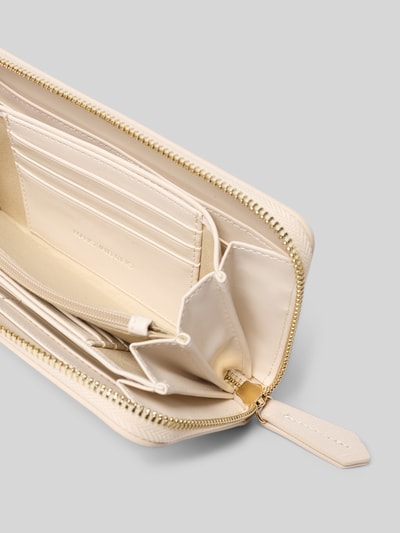 Produktfoto, Portemonnaie mit Label-Detail Modell 'ZERO' von VALENTINO BAGS in Beige mit Hauptfach, Reißverschlussfach, Einsteckfächern, Detailansicht