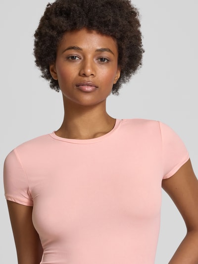 Review T-shirt z prążkowanym okrągłym dekoltem Różowy 3