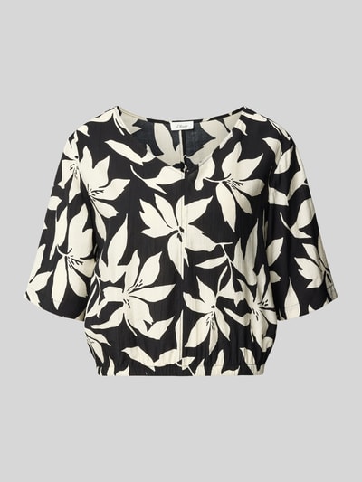 Produktfoto, Relaxed Fit Blusentop aus Viskose-Mix von s.Oliver RED LABEL, Optik:Allover-Muster floral, Kurzarm, Materialverarbeitung: Satin, schwarze Grundfarbe mit cremeweißen Blumen, dezente Raffung, glatte Textur