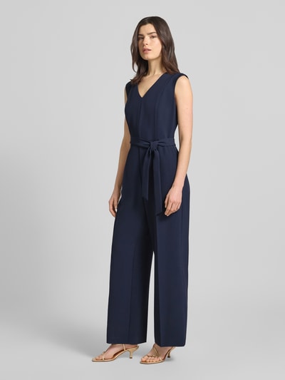 s.Oliver BLACK LABEL Regular Fit Jumpsuit mit Taillengürtel zum Binden Marine 1
