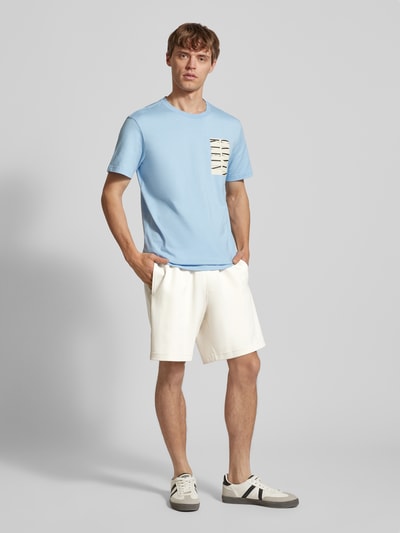 Calvin Klein Jeans Regular Fit Shorts mit angedeutetem Eingriff Offwhite 1