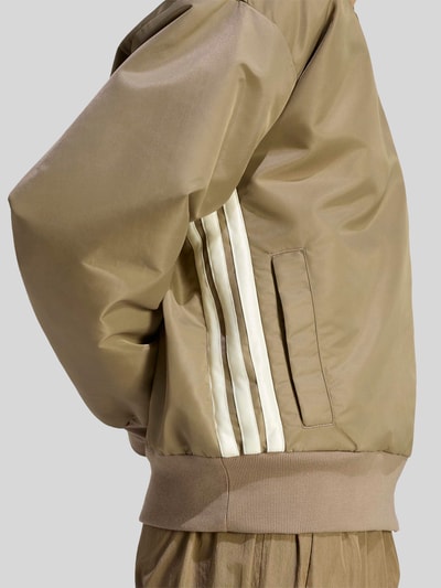 adidas Sportswear Loose Fit Blouson mit Logo-Print Modell 'STADIUM' Beige 3