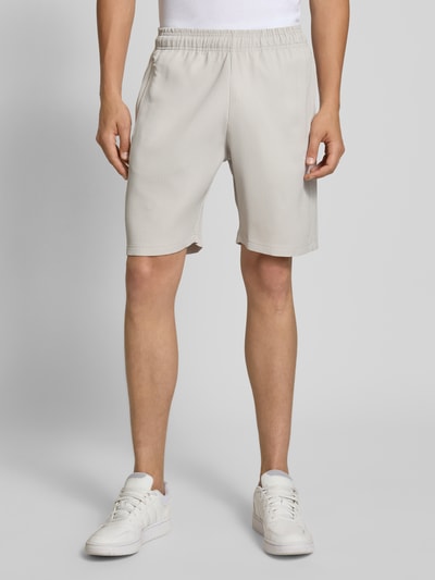 Pegador Relaxed Fit Shorts mit Plisseefalten Modell 'TROY' Hellgrau 4