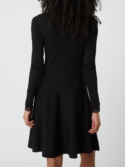 YAS Strickkleid aus Viskosemischung Modell 'Becco' (black) online