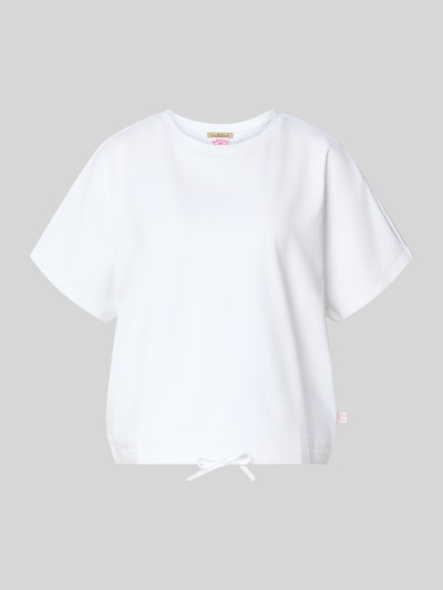 Produktfoto, Oversized T-Shirt mit Rundhalsausschnitt von Smith and Soul in Weiß aus reiner Baumwolle mit Tunnelzug, Rückenlänge 57 cm, Größe S