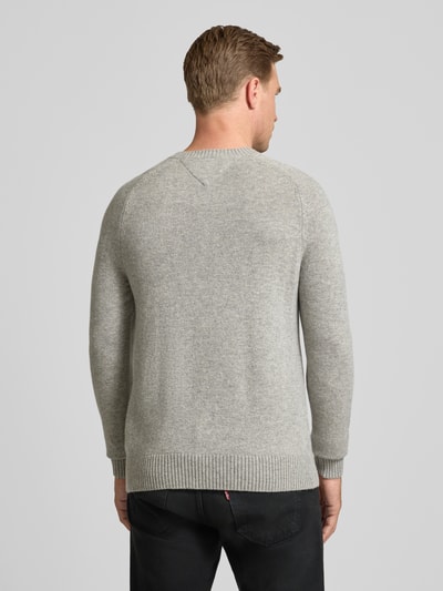 Tommy Hilfiger Regular Fit Strickpullover aus feinster Wolle  Hellgrau 5