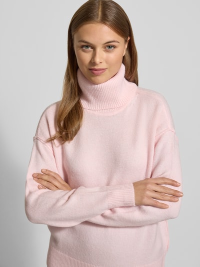 Christian Berg Woman Relaxed Fit Pullover in Strick-Optik Hellrosa 3