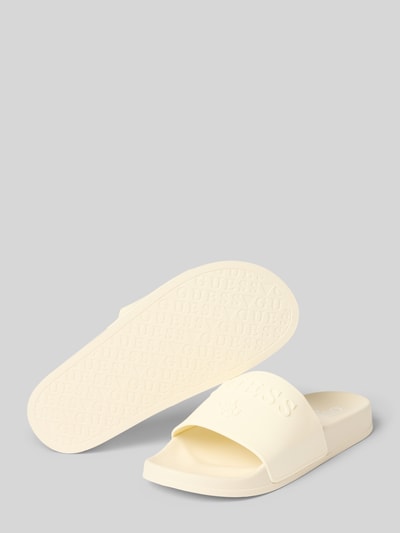 Produktfoto, 'Sandalette mit Logo' van guess in beige, afgeronde punt, comfortmodel, rubberzool, hakhoogte maat 39/40: 3 cm