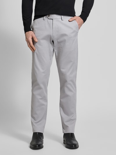 Christian Berg Men Regular Fit Chino mit Gürtelschlaufen Mittelgrau 4