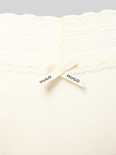 Produktfoto, String aus Baumwoll-Mix im 3er-Set Modell 'TRIPLET LACE BRIEF' von HUGO, Optik: Unifarben, Spitzenbesatz, Label-Stitching-Applikation, elastischer Bundabschluss, Multipack: 3er-Pack, glatte Textur