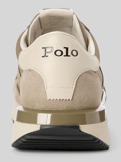 Produktfoto, Low Top Sneaker mit Veloursleder von Polo Ralph Lauren, efekt: jednolity kolor, zaokrąglony nosek, płaska podeszwa, wyhaftowane logo, naszywka z logo, wytłaczane logo, wiązanie, fakturowana podeszwa, wykończenie: siateczka, welur, materiał: naturalna skóra