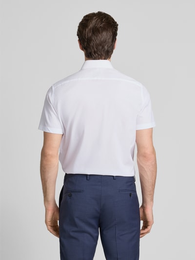 Christian Berg Men Regular Fit Business-Hemd mit Kentkragen Weiss 5