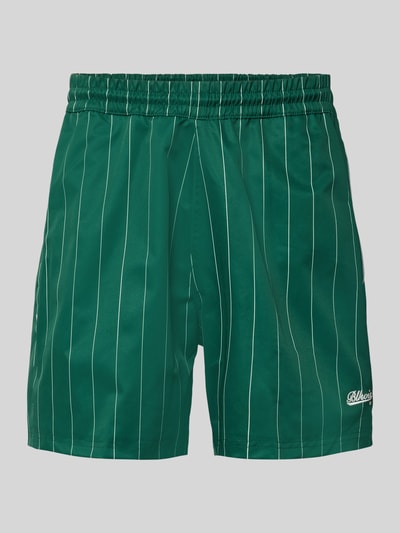 Productfoto, Shorts met strepenpatroon en elastische tailleband van BLKVIS, regular fit, groene stof met witte strepen, label-stitching