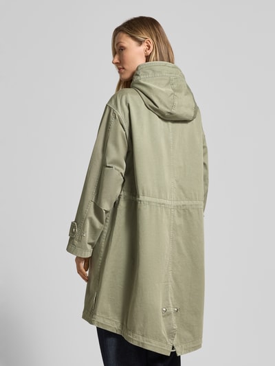 Modelka nosi Regular Fit Parka aus reiner Baumwolle von Marc O'Polo, efekt: jednolity kolor, bawełna, Ganzkörperansicht Rückansicht.