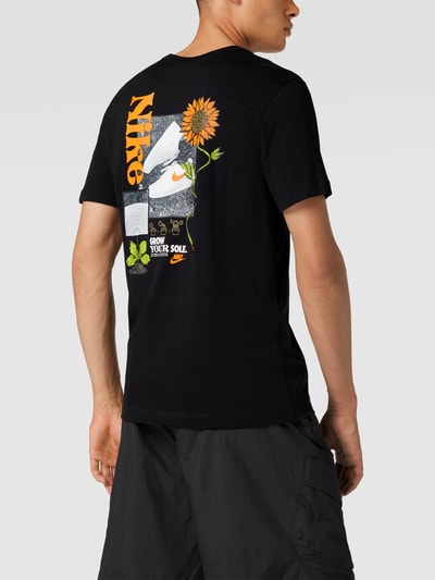 Nike T-shirt met motiefprint, model 'GRAPHIC' Zwart - 5