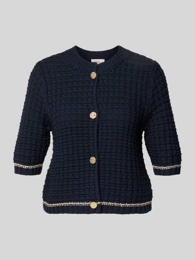 Produktfoto, Slim Fit Cardigan in Strick-Optik von ROBE LÉGÈRE aus elastischem Baumwoll-Mix, Rundhalsausschnitt, Halbarm, durchgehende Knopfleiste, dunkelblau mit goldfarbenen Knöpfen und Struktur-Textur