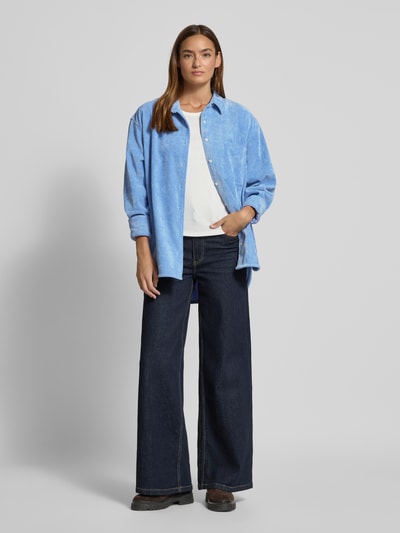 0039 Italy Bluzka koszulowa z listwą guzikową model ‘BETTY’ Jasnoniebieski 1