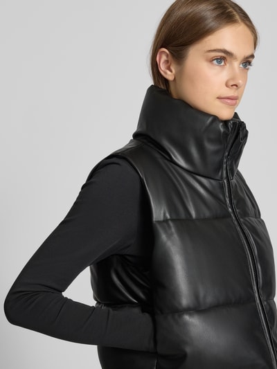 Only Cropped Steppweste in Lederoptik Modell 'ELSIE' Black 3