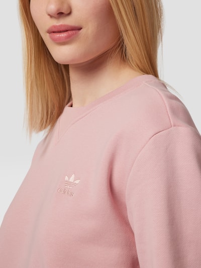 adidas Originals Sweatshirt mit Label-Stitching Rosa 3