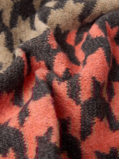 Kurt Beines Szal w kształcie trójkąta Czarny 2