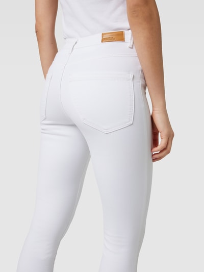 Vero Moda Jeansy o kroju skinny fit z 5 kieszeniami model ‘SOPHIA’ Biały 3