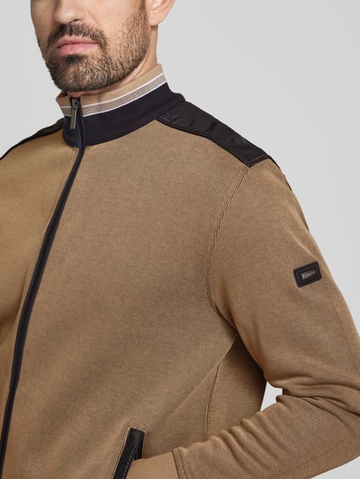 bugatti Sweatjacke mit Reißverschluss Taupe 3