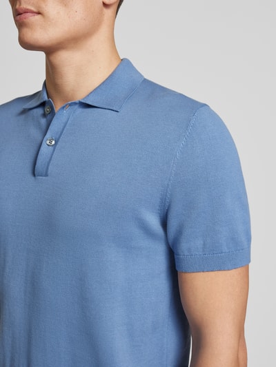 Christian Berg Men Poloshirt mit Label-Detail Jeansblau 3