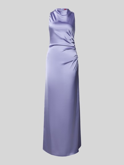 Produktfoto, Körpernahes Abendkleid mit hohem Gehslitz Modell 'KESINA' von HUGO in unifarbenem, glänzendem Satin mit Label-Prägung und Raffungen.