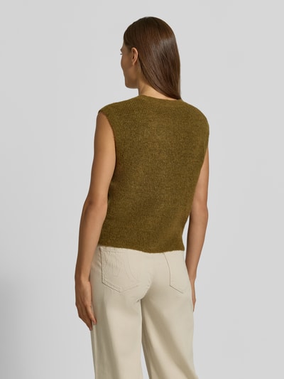 Vrouwenmodel draagt Regular fit bodywarmer uit mix van wol en alpaca model 'LULU' van Selected, Dames, mosterdkleurig, structuur breisel, Ganzichaansicht Rückansicht