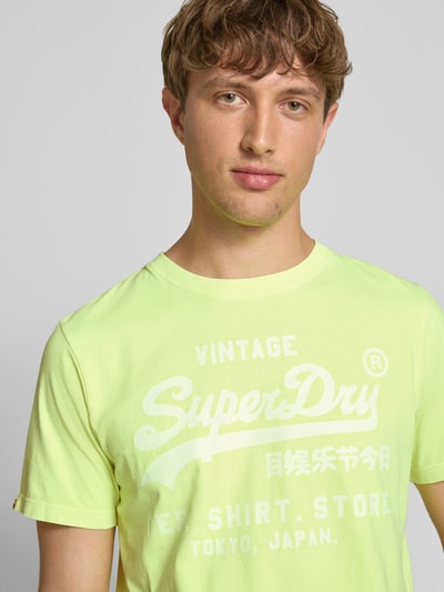 Superdry T-shirt met labelprint, model 'Neon' Neongeel gemêleerd - 3