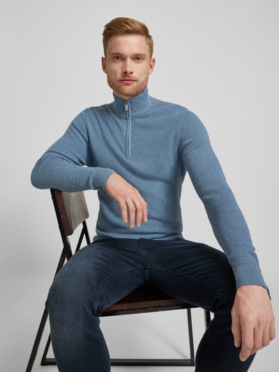 Matinique Sweter z dzianiny ze stójką model ‘lagoon’ Jeansowy niebieski 3