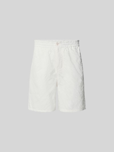 Produktfoto, Shorts mit Strukturmuster von Kenzo, biała bawełna, krój straight fit, kieszeni z tyłu, zapięcie na guzik i zamek, długość nogawki 19 cm w rozmiarze M, szerokość w rozmiarze M 44 cm, delikatny wzór strukturalny