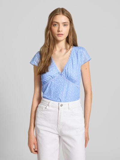 Review T-shirt z obszyciem koronką Błękitny 4