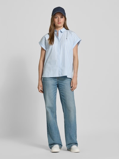 Tommy Hilfiger Relaxed Fit Bluse aus Popeline Hellblau 1