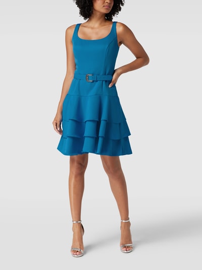 Lauren Dresses Knielanges Cocktailkleid in Stufen-Optik Modell 'Ailanny' Royal 1