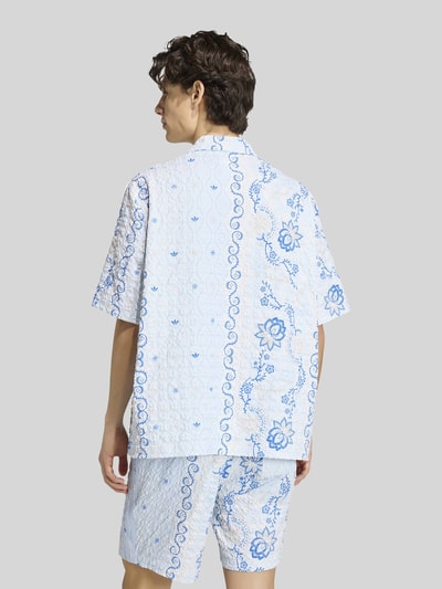 adidas Originals Relaxed Fit Freizeithemd aus Seersucker mit Logo-Stitching Hellblau 5