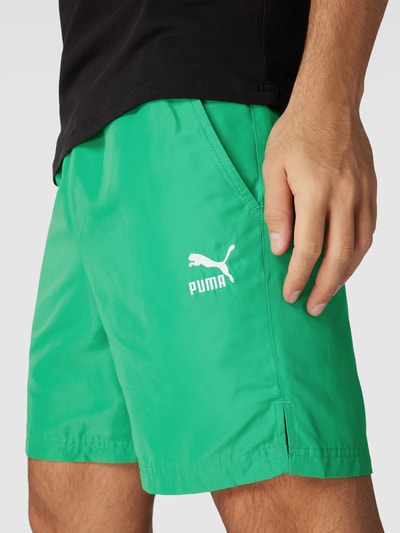 PUMA PERFORMANCE Korte broek met logoprint, model 'CLASSICS' Grasgroen - 3