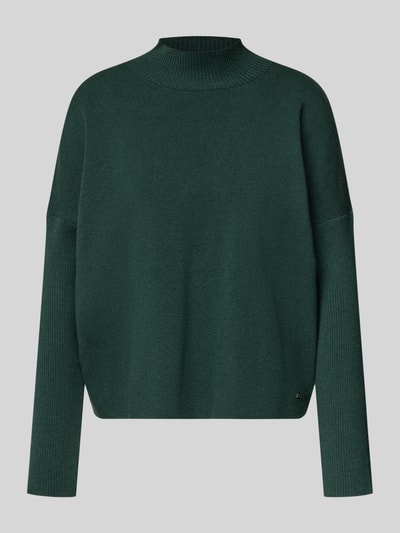 Produktfoto, Strickpullover aus Viskose-Mix mit Stehkragen von MORE & MORE in Dunkelgrün, Regular Fit, feine Strickstruktur, Damenmode