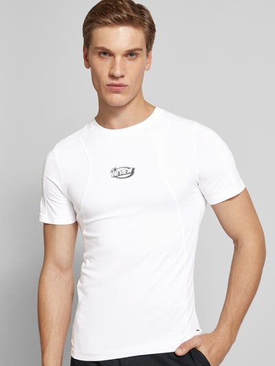 REVIEW T-Shirt mit Label-Print Weiss 3