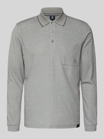 Produktfoto, Poloshirt mit Brusttasche von Lerros in hellgrau, Baumwoll-Mix, Regular-Fit, Polokragen, kurze Knopfleiste, Label-Detail