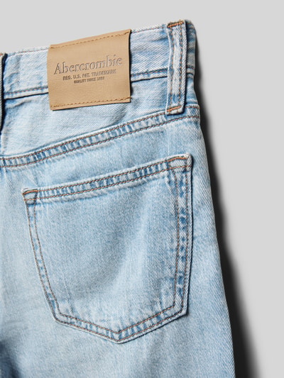 Productfoto, Jeansshorts met steekzakken van Abercrombie&Fitch, lichte used-look, rechte pasvorm, 100% katoen, taillewijdte 34 cm, binnenbeenlengte 17 cm