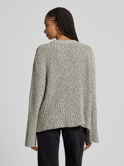 Gina Tricot Oversized Strickpullover mit geripptem Rundhalsausschnitt Mittelgrau Melange 5