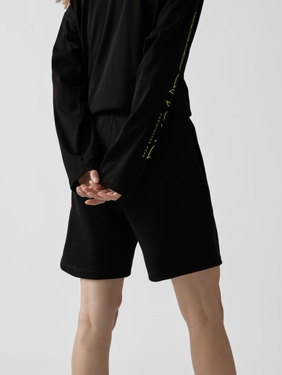 Christopher Kane Sweatshorts mit Motivprint Black 6