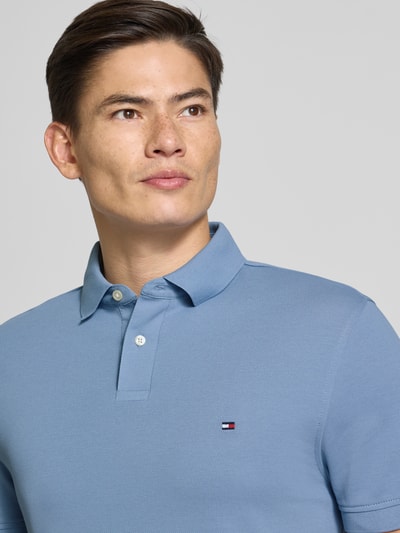Tommy Hilfiger Koszulka polo o kroju regular fit z mieszanki bawełny i elastanu Jasnoniebieski 3