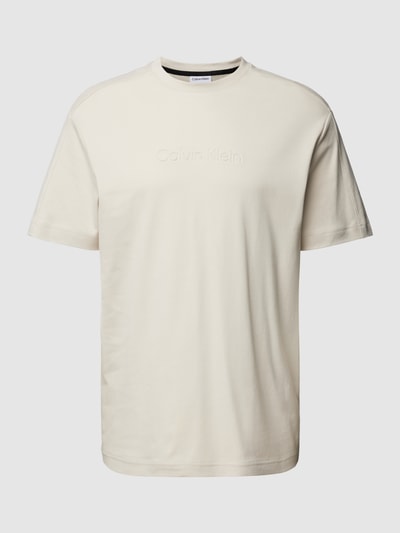 CK Calvin Klein T-Shirt aus Baumwolle mit Label-Detail Sand 2