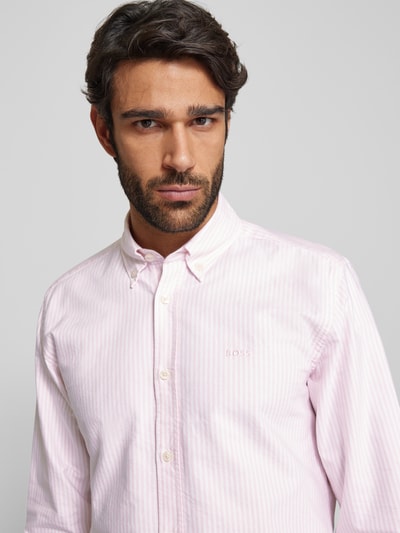 BOSS Slim Fit Business-Hemd mit Knopfleiste Modell 'Roan' Rosa 3