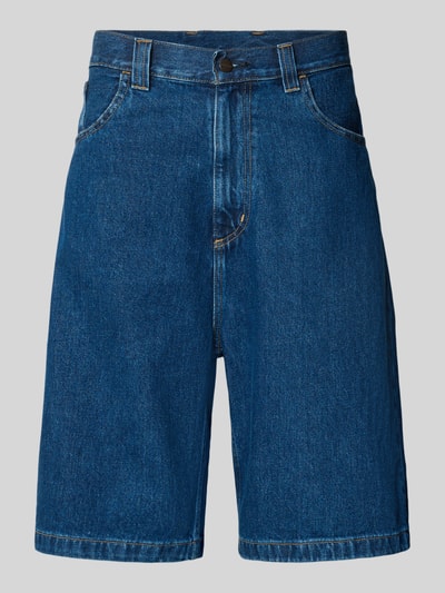 Produktfoto, Jeansshorts mit Eingrifftaschen Modell 'Brandon' von Carhartt Work In Progress aus reiner Baumwolle, Relaxed Fit, dunkles Blau, glatte Textur, Vorderansicht, Bundweite 44 cm, Innenbeinlänge 25 cm.