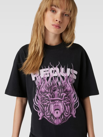 PEQUS T-shirt z nadrukowanym motywem Czarny 3