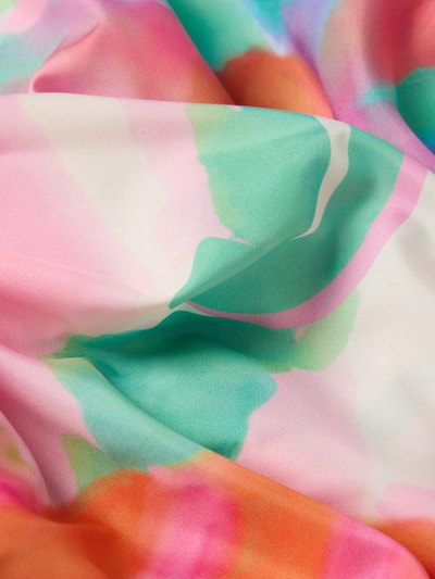 Produktfoto, Schaltuch mit gemustertem Design von Milano Italy, bunte Farben in Rosa, Grün, Orange, Rechteckform, glatte Textur