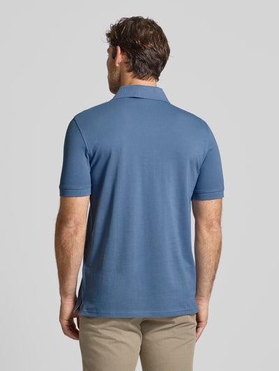 Christian Berg Men Regular Fit Poloshirt mit Logo-Stitching Jeansblau 5